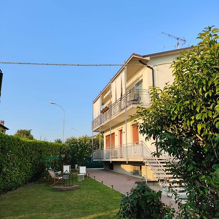 Apartamento La Casa Dei Butei Castelnuovo del Garda Exterior foto