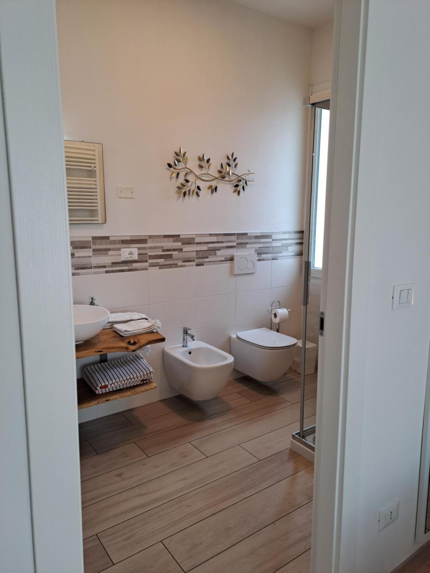 Apartamento La Casa Dei Butei Castelnuovo del Garda Exterior foto